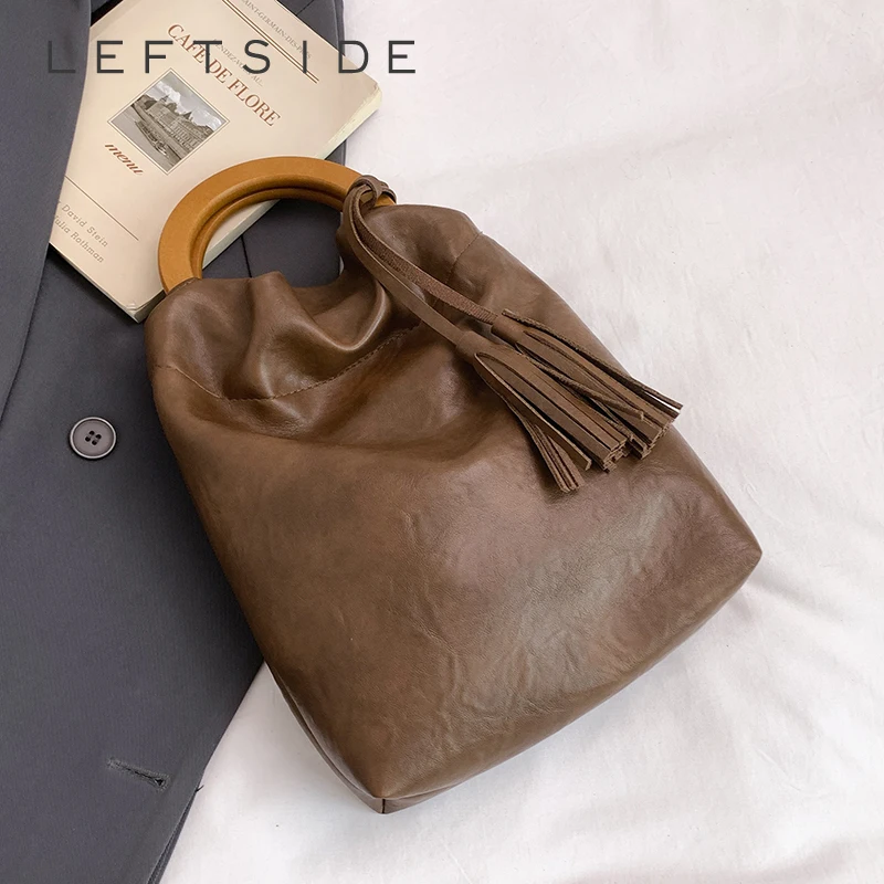 LEFTSIDE Women Small PU Leather Tote Bag 2025 Winter Retro Trend Short Handle Shoulder Bag Luxury Designer Handbags and Purses
LEFTSIDE Women Small PU Leather Tote Bag 2025 Winter Retro Trend Short Handle Shoulder Bag Luxury Designer Handbags and Purses