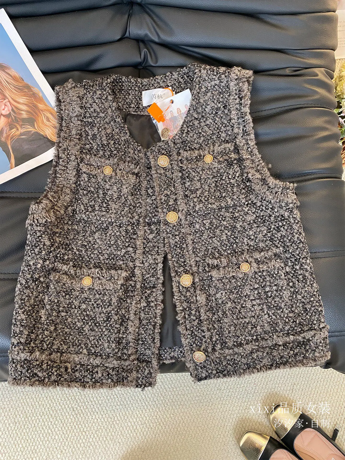 New Grey vest, wool , outer layer, layered sleeveless
New Grey vest, wool , outer layer, layered sleeveless