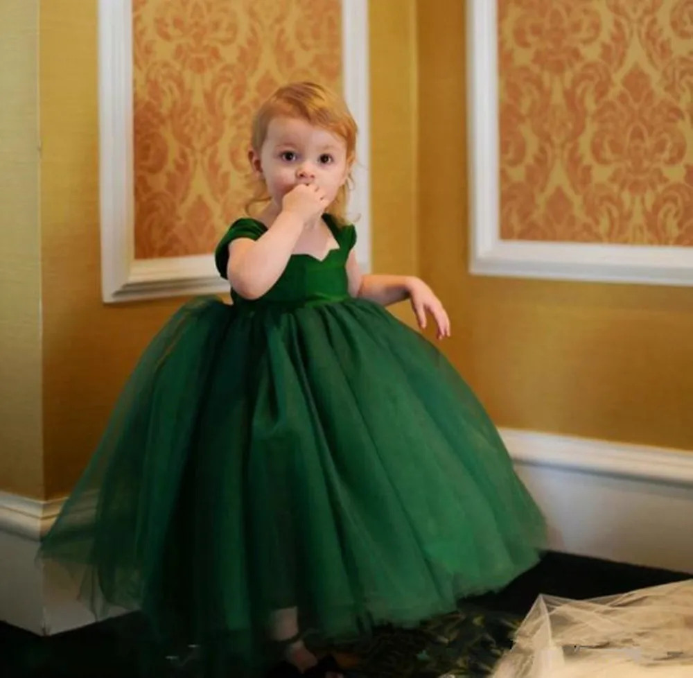 Lace Flower Girl Dresses For Wedding Halter Backless Organza Floor Length Girls Pageant Gowns Kids Formal Party Dresses
Lace Flower Girl Dresses For Wedding Halter Backless Organza Floor Length Girls Pageant Gowns Kids Formal Party Dresses