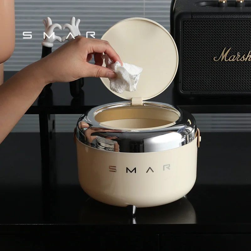 Desktop trash can Home new mini creative vintage storage bucket Bedside desk Office bathroom
Desktop trash can Home new mini creative vintage storage bucket Bedside desk Office bathroom