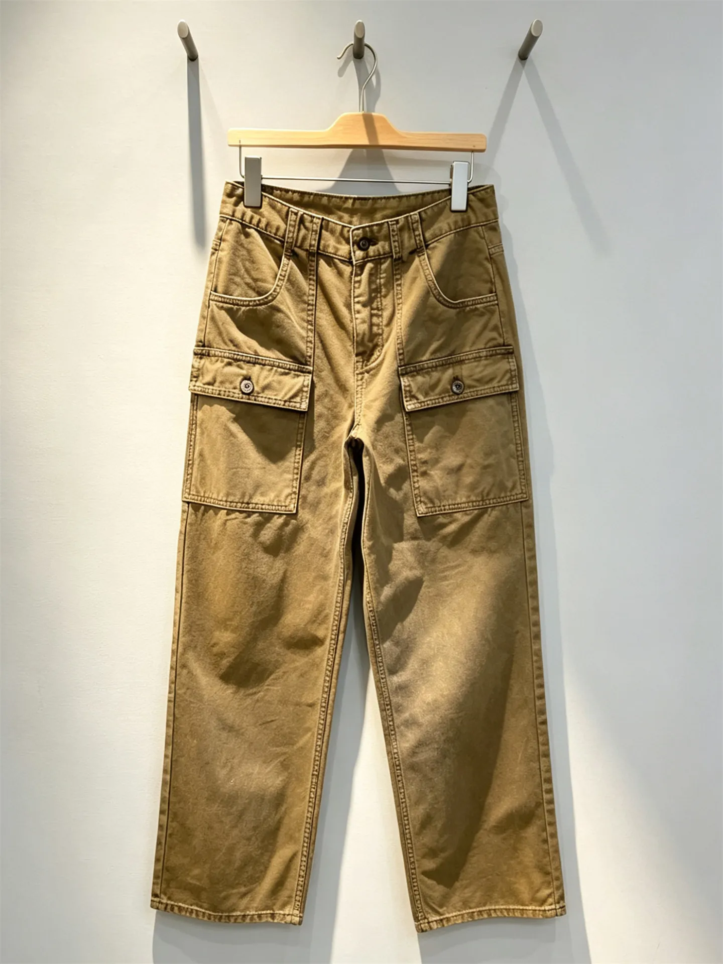 2026 New Arrival Patch Decor Multi Pocket Cargo Straight Leg Denim Jeans
2026 New Arrival Patch Decor Multi Pocket Cargo Straight Leg Denim Jeans