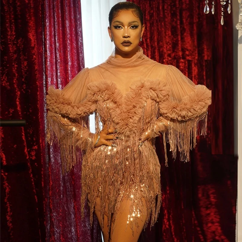 See Through sequin Tassel dress Women Singer Evening birthday Sheer Event party Nightclub Sexy Latin Dance Jazz Outfit
See Through sequin Tassel dress Women Singer Evening birthday Sheer Event party Nightclub Sexy Latin Dance Jazz Outfit