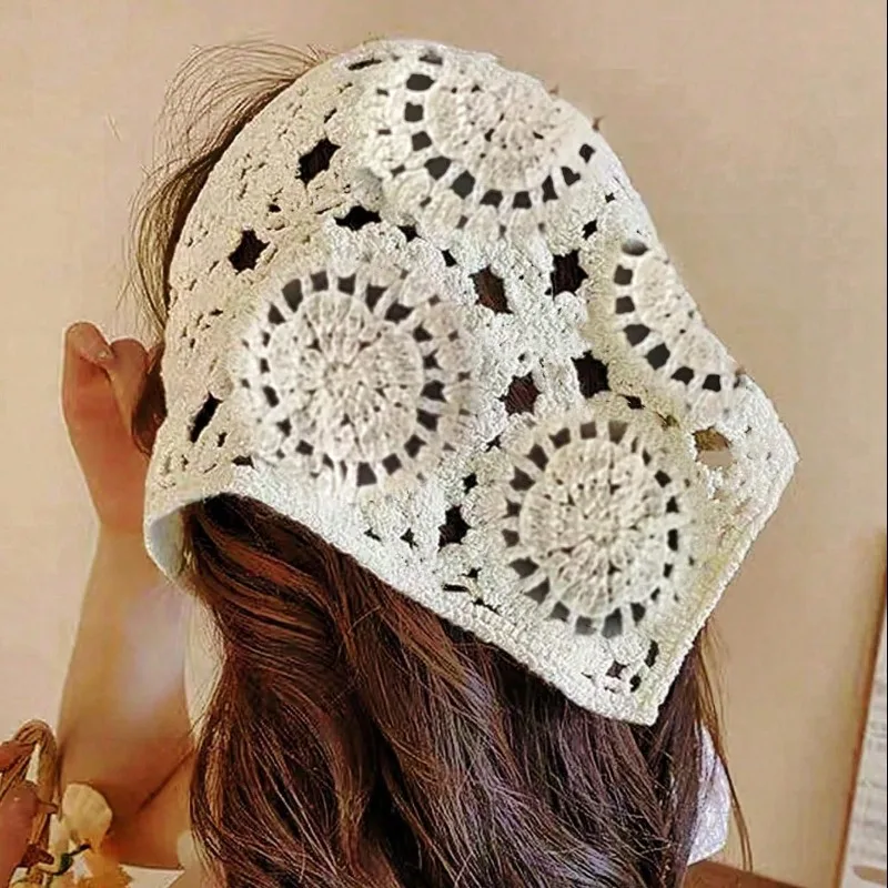 Knitted Triangle Head Scarf Black White Solid Color Sweet Korean Geometric Hair Band Countryside Premium Lightweight Breathable
Knitted Triangle Head Scarf Black White Solid Color Sweet Korean Geometric Hair Band Countryside Premium Lightweight Breathable
