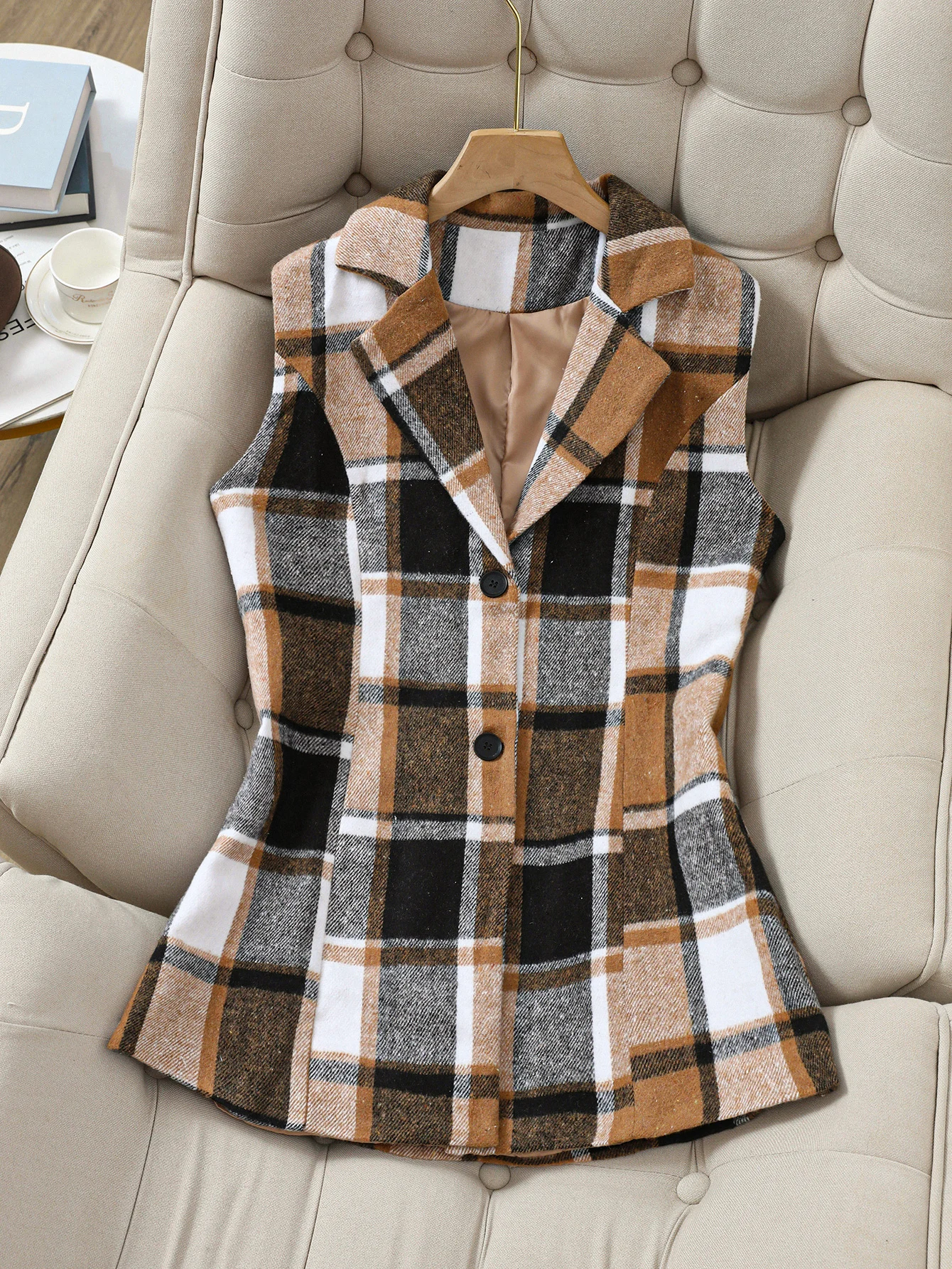 Women's Plaid Vest Vintage Sleeveless Blazer Jacket, Notched Lapel Single Breasted Waistcoat for Fall Autumn Office Wear
Women's Plaid Vest Vintage Sleeveless Blazer Jacket, Notched Lapel Single Breasted Waistcoat for Fall Autumn Office Wear