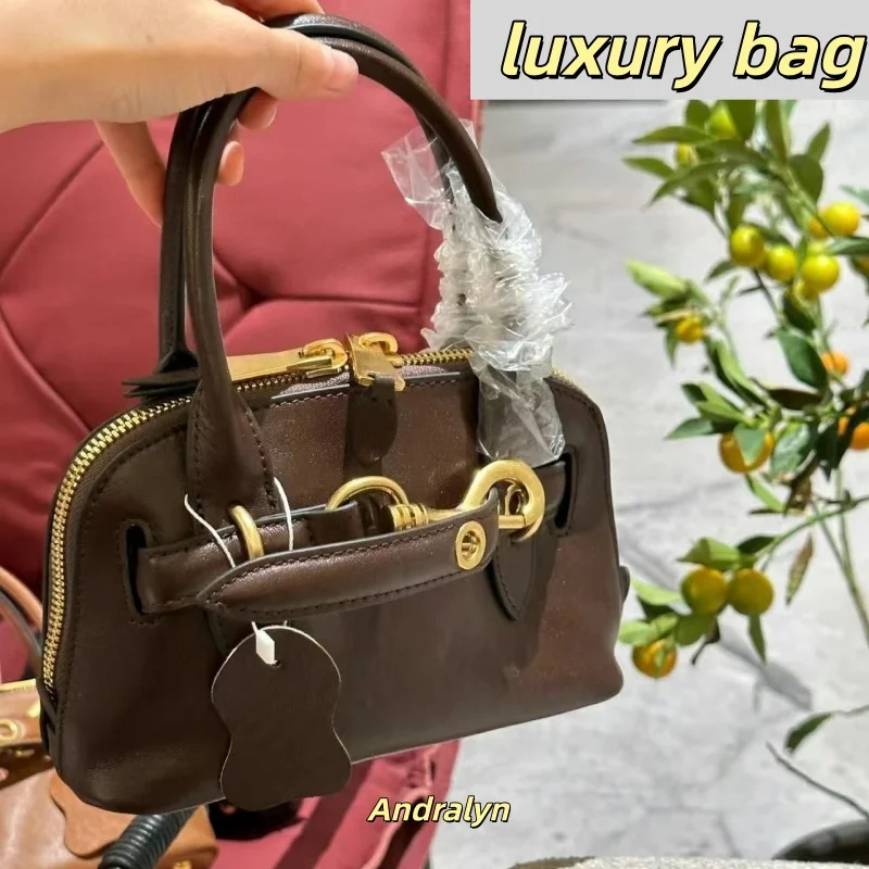 Сумка высокого качества из натуральной кожи, модная мини-сумка в стиле ретро, портативная сумка через плечо, женская сумка
Сумка высокого качества из натуральной кожи, модная мини-сумка в стиле ретро, портативная сумка через плечо, женская сумка