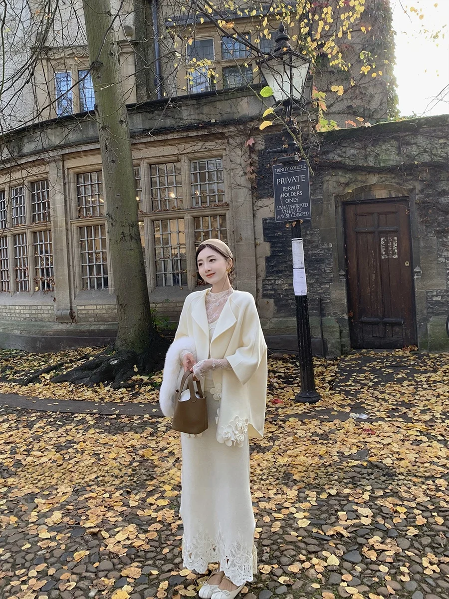 Tina Heavyweight Floral Coat Women's Woolen Outerwear Winter Season Faion Ladies Premium Quali Clothing
Tina Heavyweight Floral Coat Women's Woolen Outerwear Winter Season Faion Ladies Premium Quali Clothing