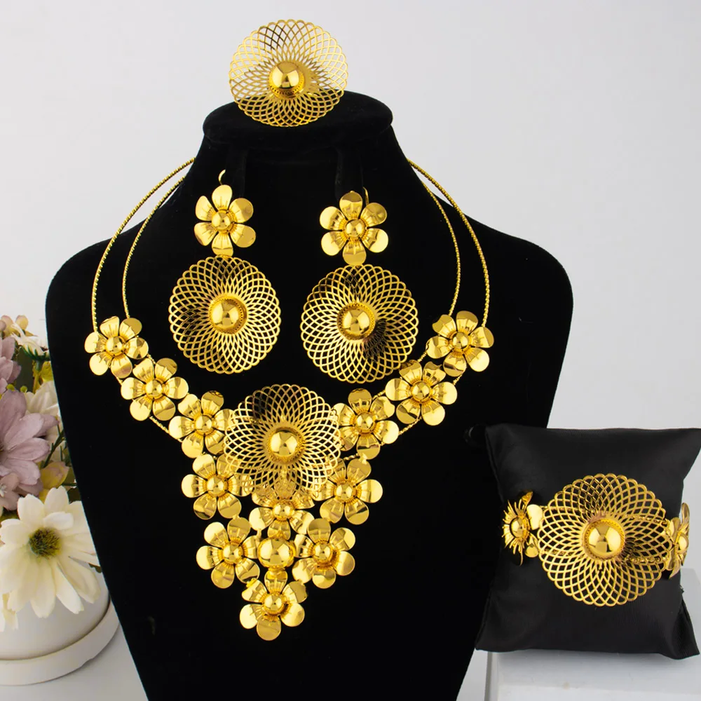 Dubai Woman Big Jewelry Set Nigeria Gold Plated Earrings Necklace Hollowed Out Flower Design Bride Bangle Rings Mother's Day
Dubai Woman Big Jewelry Set Nigeria Gold Plated Earrings Necklace Hollowed Out Flower Design Bride Bangle Rings Mother's Day