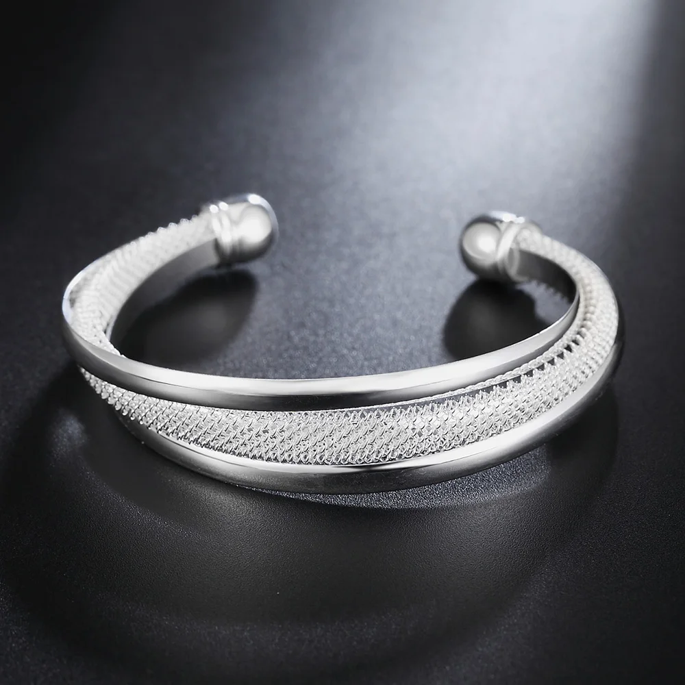 Fashion Fine cuff bangles 925 Sterling Silver Bracelets for Women Wedding Party Christmas Gifts charm Girl student Jewelry
Fashion Fine cuff bangles 925 Sterling Silver Bracelets for Women Wedding Party Christmas Gifts charm Girl student Jewelry