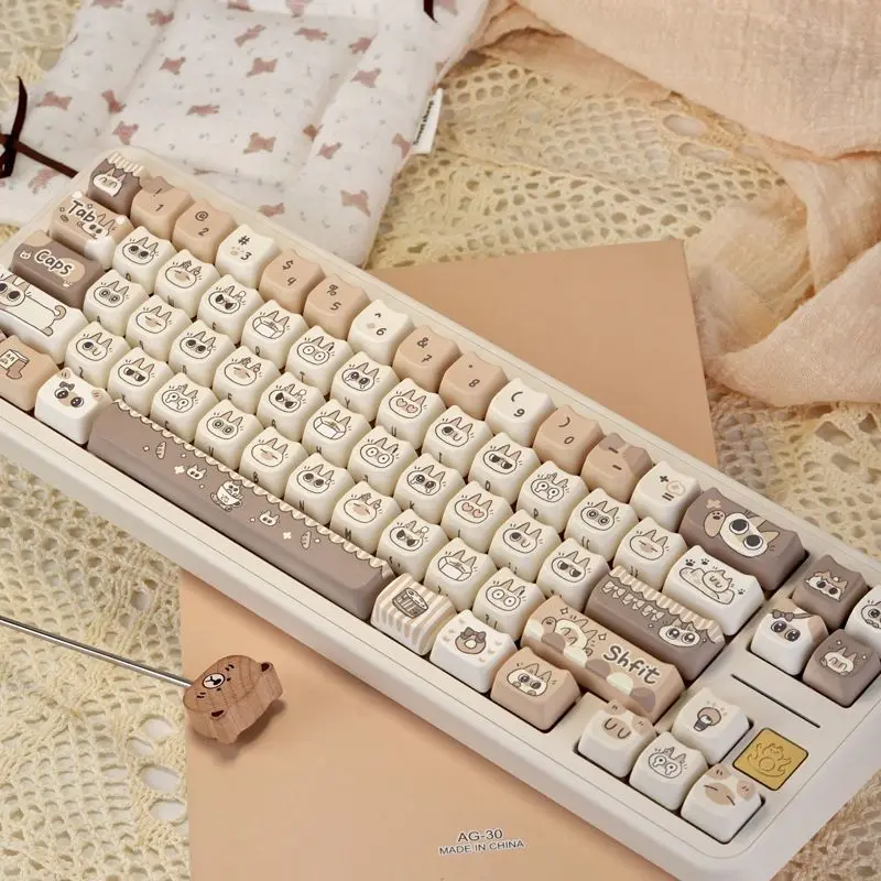 132 клавиши, сиамские пользовательские колпачки для клавиш MAO Cat Cat Chreey Dye-Sub, милые колпачки из ПБТ, мультяшные высококачественные механические колпачки для клавиш, колпачки для клавиш
132 клавиши, сиамские пользовательские колпачки для клавиш MAO Cat Cat Chreey Dye-Sub, милые колпачки из ПБТ, мультяшные высококачественные механические колпачки для клавиш, колпачки для клавиш