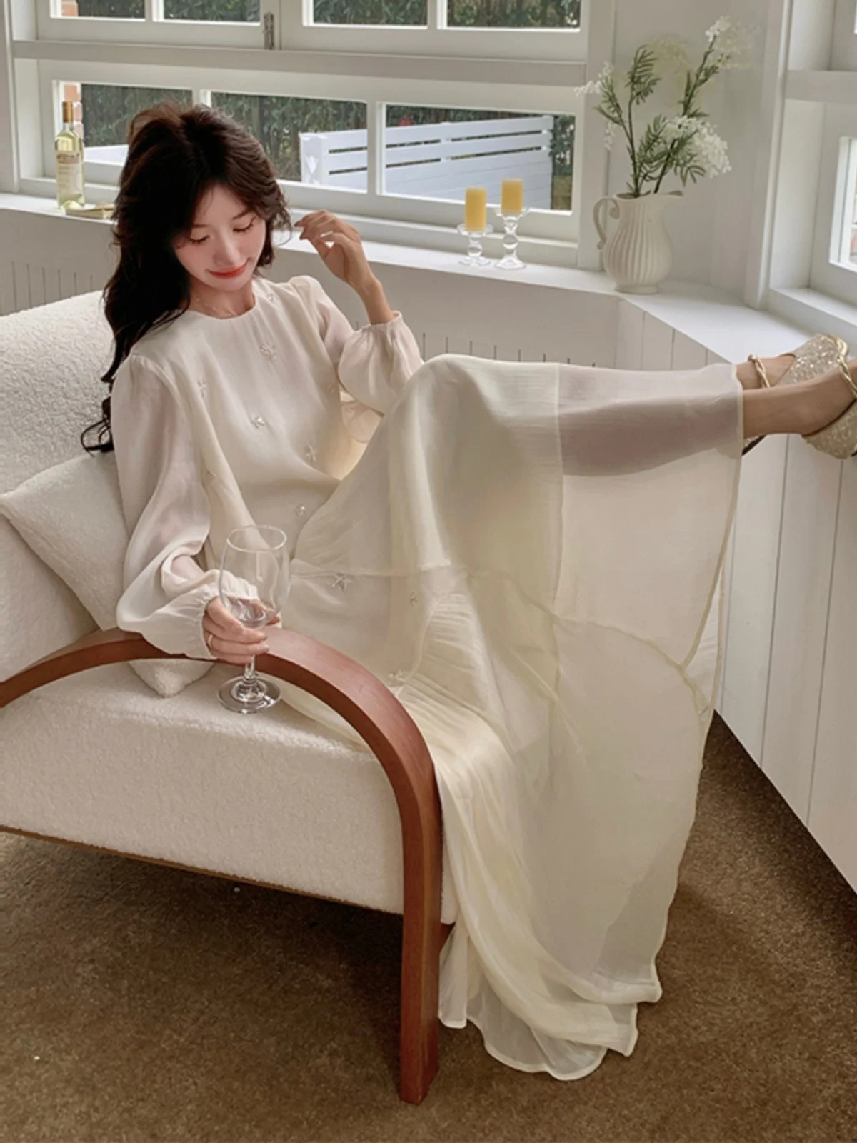 Новая женская весенне-осенняя юбка-трапеция с вышивкой, нежного цвета, с длинными рукавами, для чаепития, в стиле Sweet Gentle Sle
Новая женская весенне-осенняя юбка-трапеция с вышивкой, нежного цвета, с длинными рукавами, для чаепития, в стиле Sweet Gentle Sle