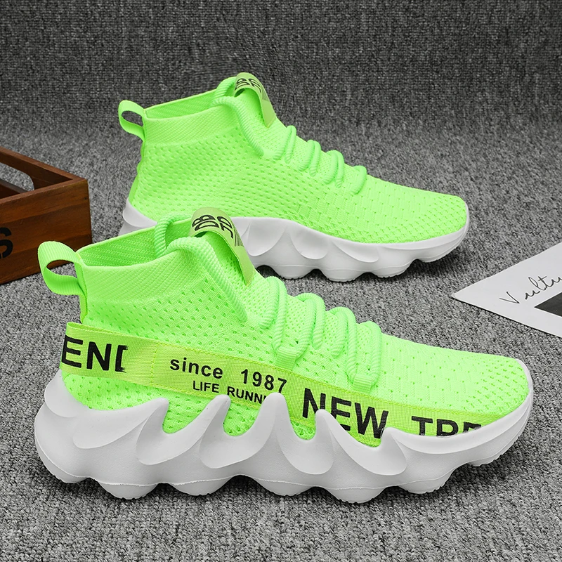 Men Sports Shoes High Top Soft Thick Soled for Summer Outdoor Running Shoes Autumn New Comfort Lace Up Casual Sneakers Man
Men Sports Shoes High Top Soft Thick Soled for Summer Outdoor Running Shoes Autumn New Comfort Lace Up Casual Sneakers Man