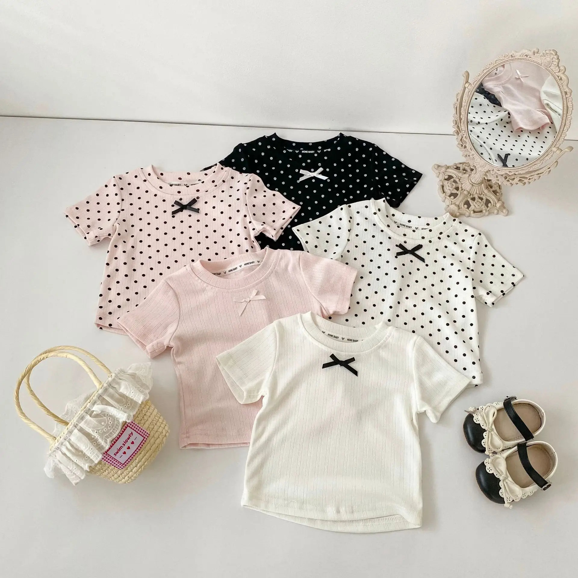 New girls' daily interior top, women's treasure five color polka dot bow, pit stripe texture, versatile short sleeved shirt
New girls' daily interior top, women's treasure five color polka dot bow, pit stripe texture, versatile short sleeved shirt