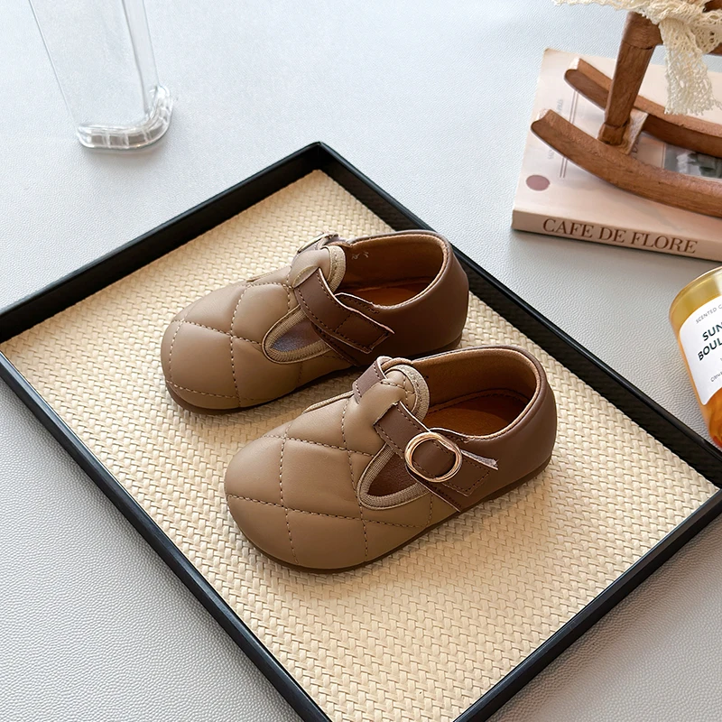 Cute Kids Flat Shoes Round Toes Children Moccasins Soft Bottom 2025 Autumn New Girls MaryJanes Cotton Warm Versatile Non-slip
Cute Kids Flat Shoes Round Toes Children Moccasins Soft Bottom 2025 Autumn New Girls MaryJanes Cotton Warm Versatile Non-slip