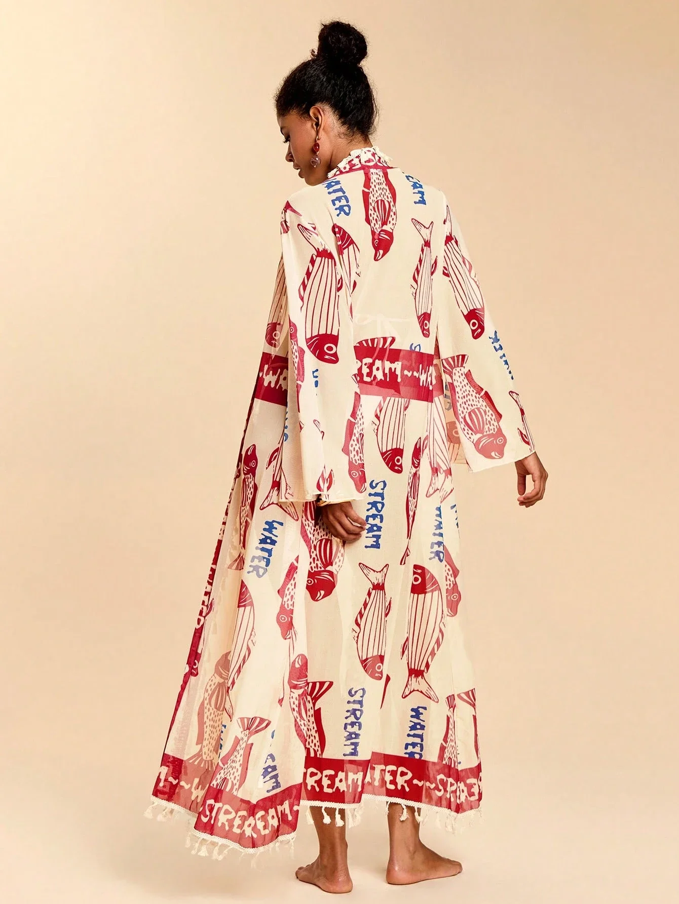 Women's Fish & Letter Print Tassel Trim Loose Kimono Cover Up Beachwear
Women's Fish & Letter Print Tassel Trim Loose Kimono Cover Up Beachwear