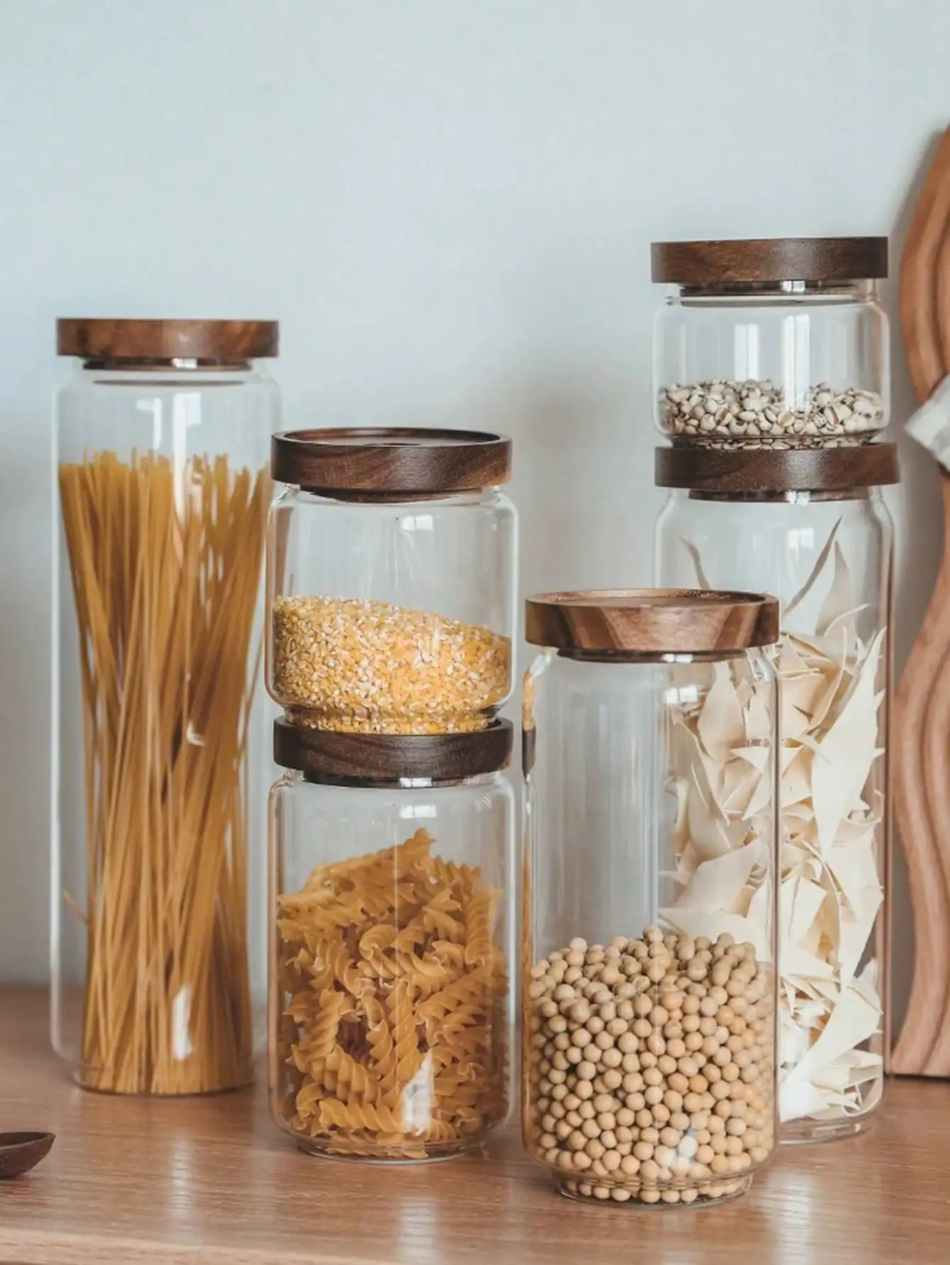 1 Pc Acacia Wood Lid Seal Glass Storage Jar,Kitchen Storage Jar For Grains,Grain-Specific Moisture-Proof Storage,Kitchen Decor Glass Jar ,Multiple Sizes ,Suitable For Storing Coffee Beans,Pasta,Spices,Candy,Salt, Sugar, Tea
1 Pc Acacia Wood Lid Seal Glass Storage Jar,Kitchen Storage Jar For Grains,Grain-Specific Moisture-Proof Storage,Kitchen Decor Glass Jar ,Multiple Sizes ,Suitable For Storing Coffee Beans,Pasta,Spices,Candy,Salt, Sugar, Tea