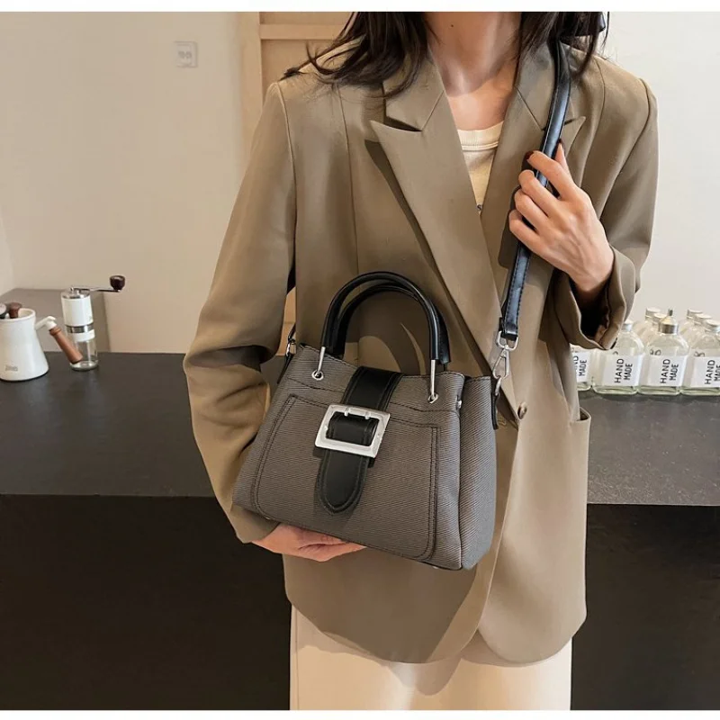 Luxury Brand Women Leather Crossbody Bag Shoulder Messenger Handbag Elegant For Ladies By Famous Designer Popular
Luxury Brand Women Leather Crossbody Bag Shoulder Messenger Handbag Elegant For Ladies By Famous Designer Popular