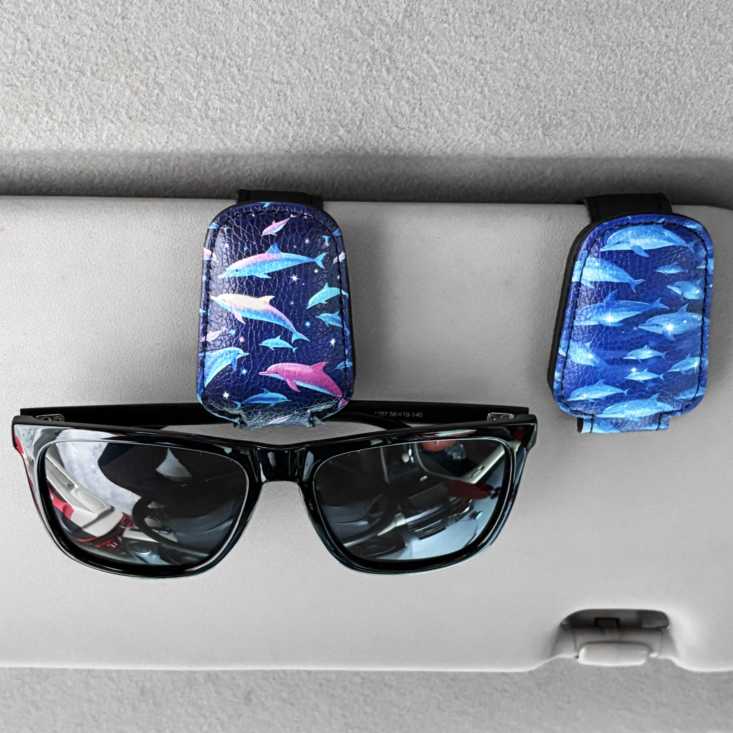 Colorful Dolphin Magnetic Car Sunglasses Clip PU Leather Glasses Holder Clip Car Sun Visor Sunglasses Holder for Car
Colorful Dolphin Magnetic Car Sunglasses Clip PU Leather Glasses Holder Clip Car Sun Visor Sunglasses Holder for Car