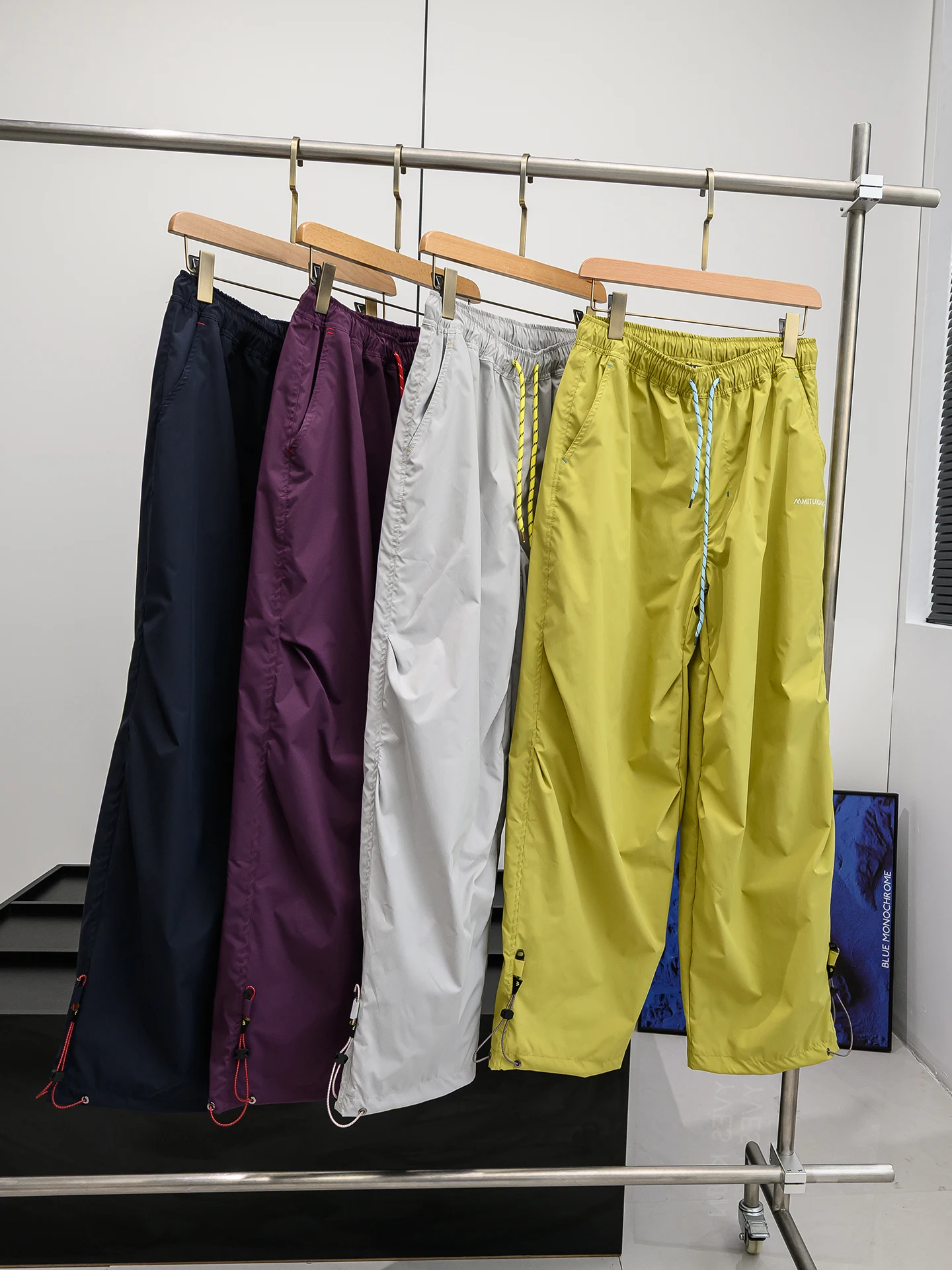 Outdoor Mountain Series Unisex Casual Pants Drawstring Urban Outdoor Style Spring Summer Hiking Mountain Climbing Trousers
Outdoor Mountain Series Unisex Casual Pants Drawstring Urban Outdoor Style Spring Summer Hiking Mountain Climbing Trousers