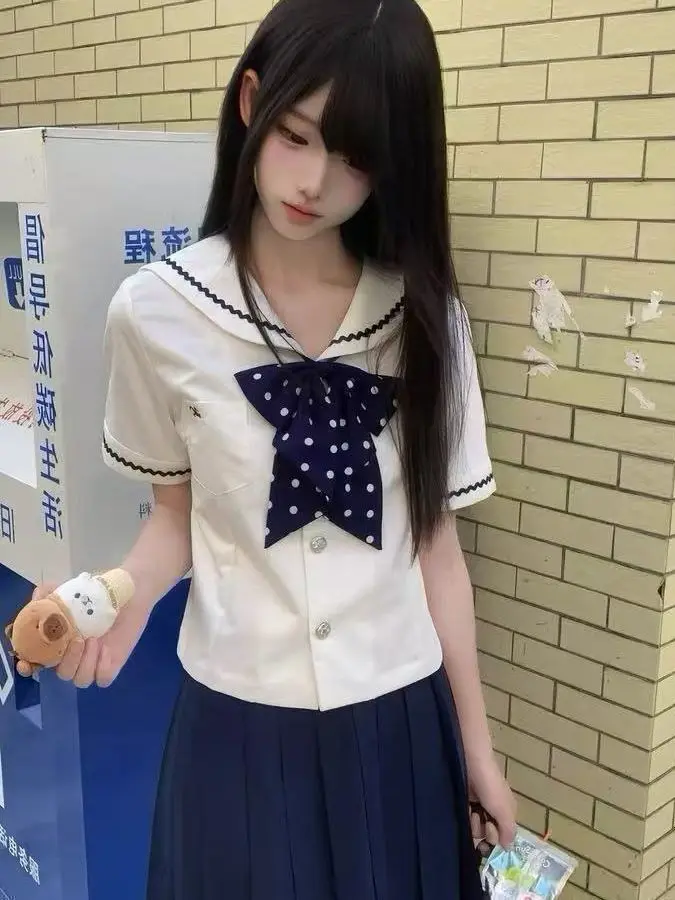 Sweet Polka Dot Bow Tie School Uniform Shirt Set Short Sleeve Preppy Style Women's Fashion Ensemble Breathable Casual Wear
Sweet Polka Dot Bow Tie School Uniform Shirt Set Short Sleeve Preppy Style Women's Fashion Ensemble Breathable Casual Wear