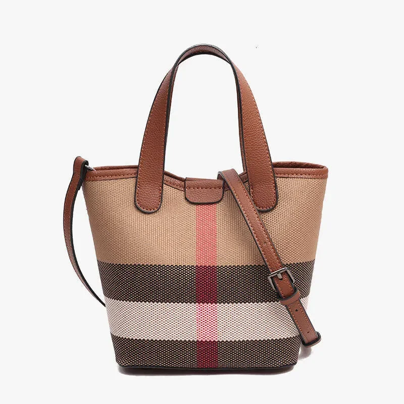 Women's Genuine Leather Canvas Plaid Color-Block Handbag, Basket Bag, New Fashion Single-Shoulder Crossbody Bucket Bag
Women's Genuine Leather Canvas Plaid Color-Block Handbag, Basket Bag, New Fashion Single-Shoulder Crossbody Bucket Bag