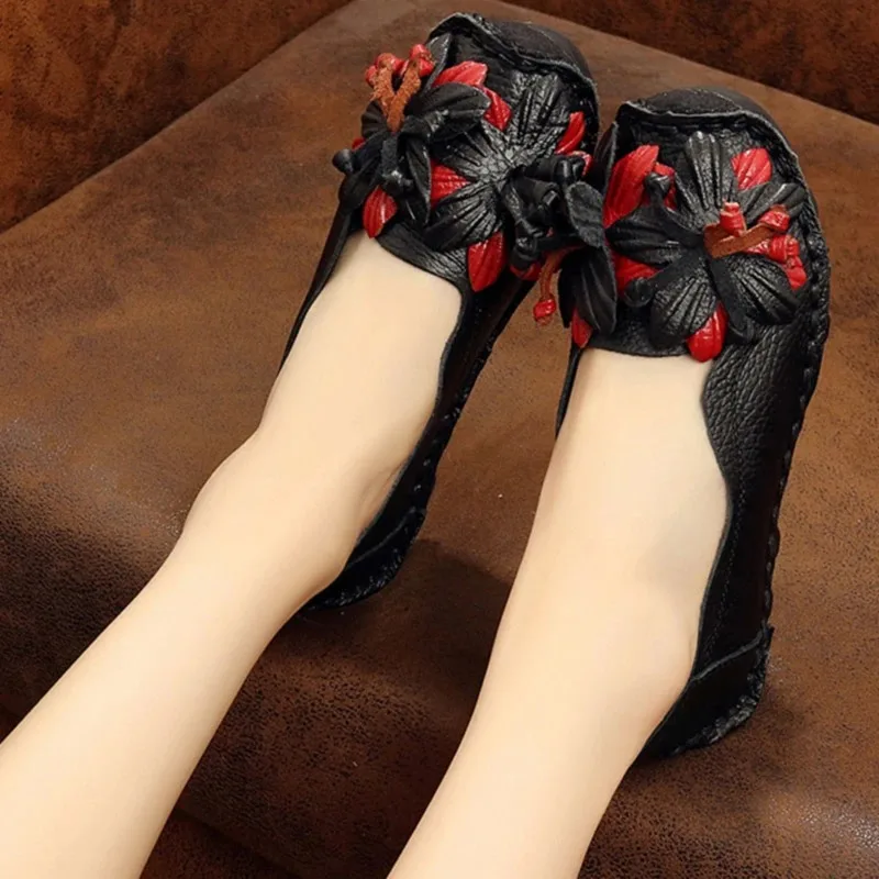 Size 35-42 Genuine Leather Summer Flats Women Soft Slip-On Flat Shoes Black Red Floral Mom Loafers Moccasin Lady Designer Shoes
Size 35-42 Genuine Leather Summer Flats Women Soft Slip-On Flat Shoes Black Red Floral Mom Loafers Moccasin Lady Designer Shoes