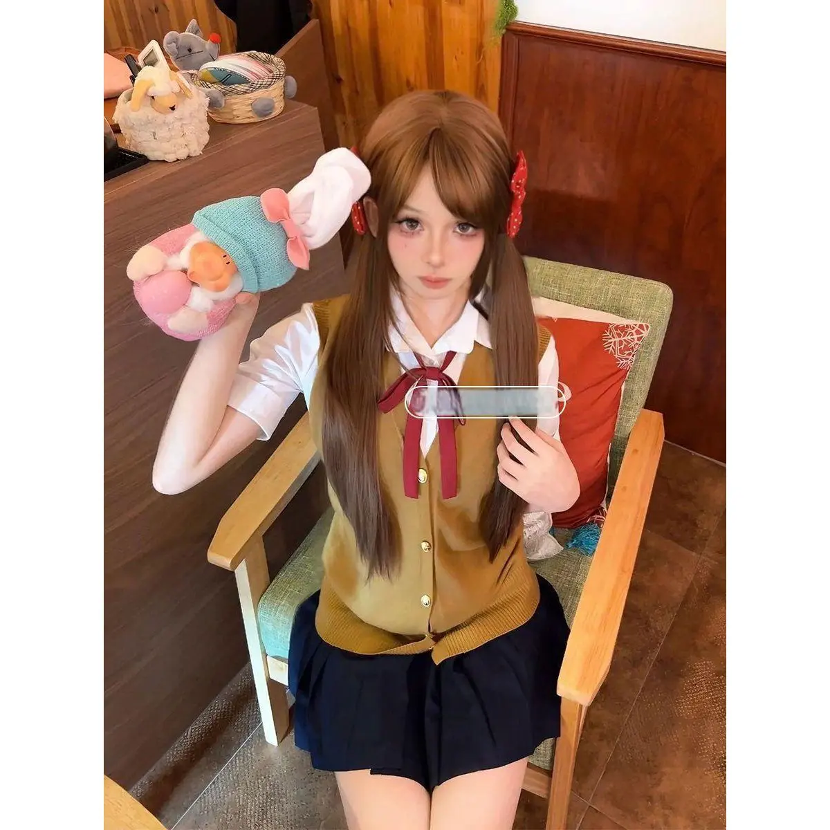 Women's Knitted JK Uniform Set Four-Piece Short-Sleeve V-Neck Vest Cardigan Layering Top Skirt Ensemble Spring Fashion
Women's Knitted JK Uniform Set Four-Piece Short-Sleeve V-Neck Vest Cardigan Layering Top Skirt Ensemble Spring Fashion