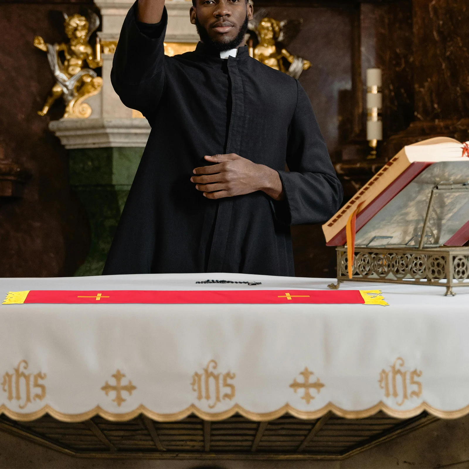 Reversible Pulpit and Altar Parament Set Red White Embroidered Cross Pastor Table Cloth Church Linen Eucharist Seasonal Worship
Reversible Pulpit and Altar Parament Set Red White Embroidered Cross Pastor Table Cloth Church Linen Eucharist Seasonal Worship