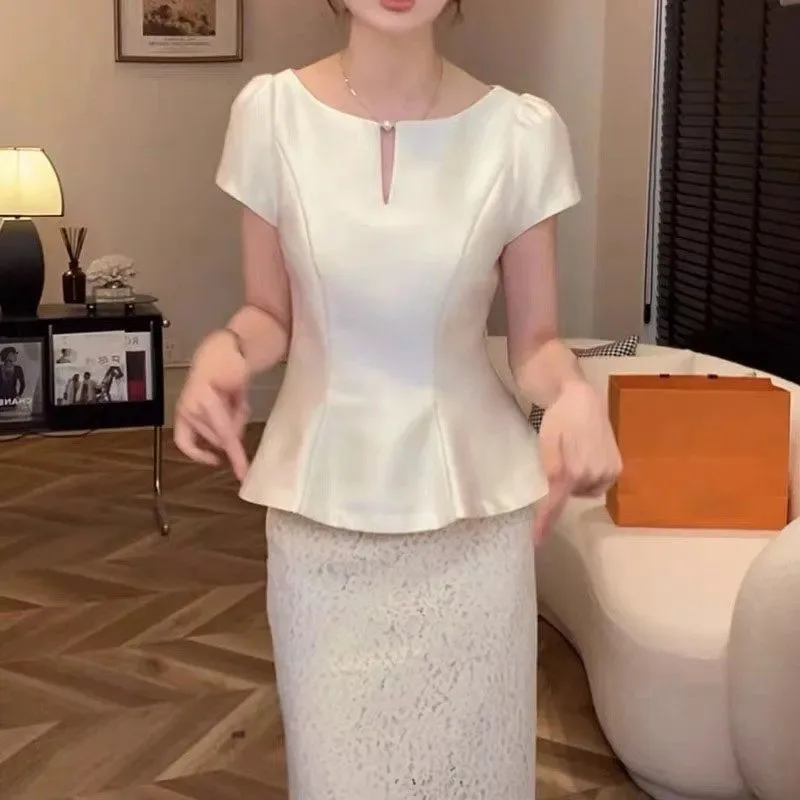 Легкая роскошная рубашка в нежном стиле для женщин, модная рубашка с полой талией, облегающая женская рубашка в ароматном стиле
Легкая роскошная рубашка в нежном стиле для женщин, модная рубашка с полой талией, облегающая женская рубашка в ароматном стиле