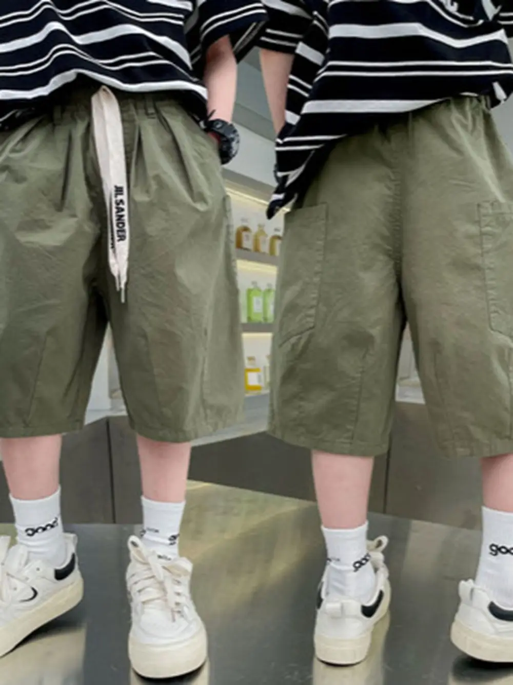 Teenager Boys Summer Stylish 100 Cotton Loose Fit Casual Sports Knee Length Shorts Military Green
Teenager Boys Summer Stylish 100 Cotton Loose Fit Casual Sports Knee Length Shorts Military Green