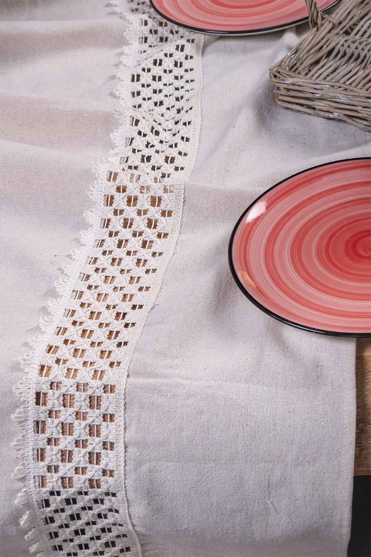 Cream 42x150 Cm Linen Runner Table Cloth with Lace in the Middle.High quality fabric.Special Design.
Cream 42x150 Cm Linen Runner Table Cloth with Lace in the Middle.High quality fabric.Special Design.