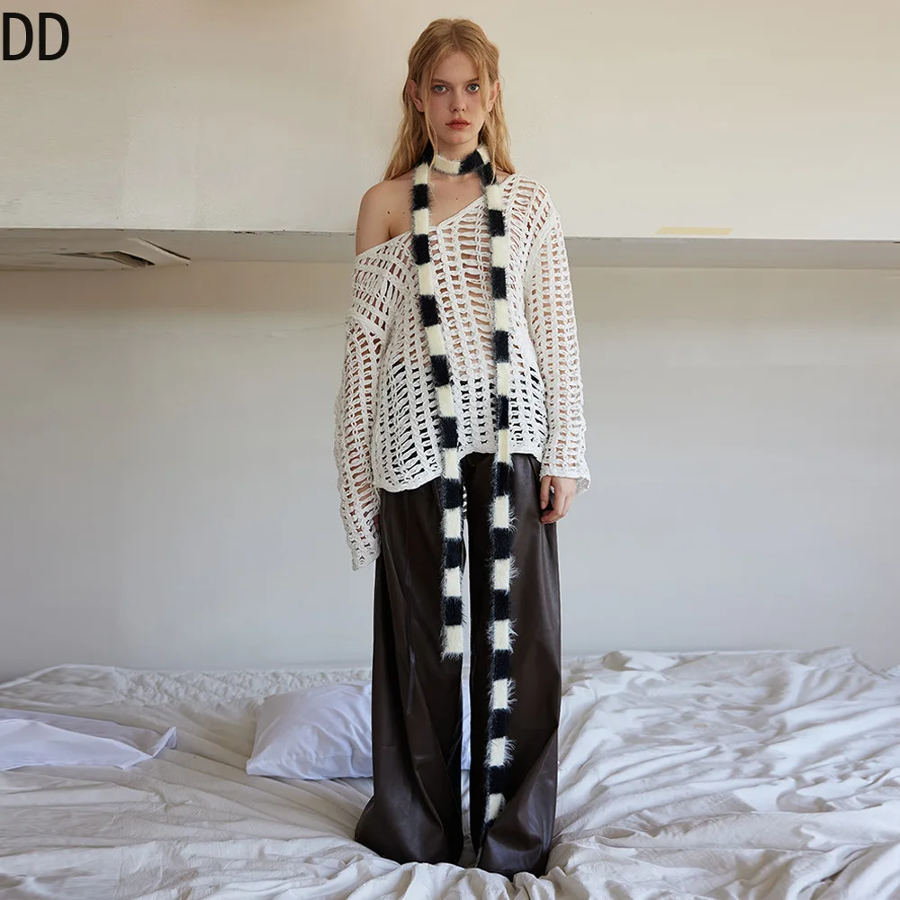 Fashion Original Design Women Scarf Plush Mink Stripe Narrow Decorative Scarves Y2K Ins Style Same As Stars' Small Muffler
Fashion Original Design Women Scarf Plush Mink Stripe Narrow Decorative Scarves Y2K Ins Style Same As Stars' Small Muffler