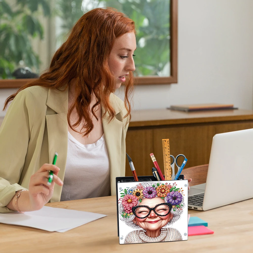 DIY Old Lady Acrylic Diamond Painting Pen Holder Rhinestone Art Desk Organizer
DIY Old Lady Acrylic Diamond Painting Pen Holder Rhinestone Art Desk Organizer