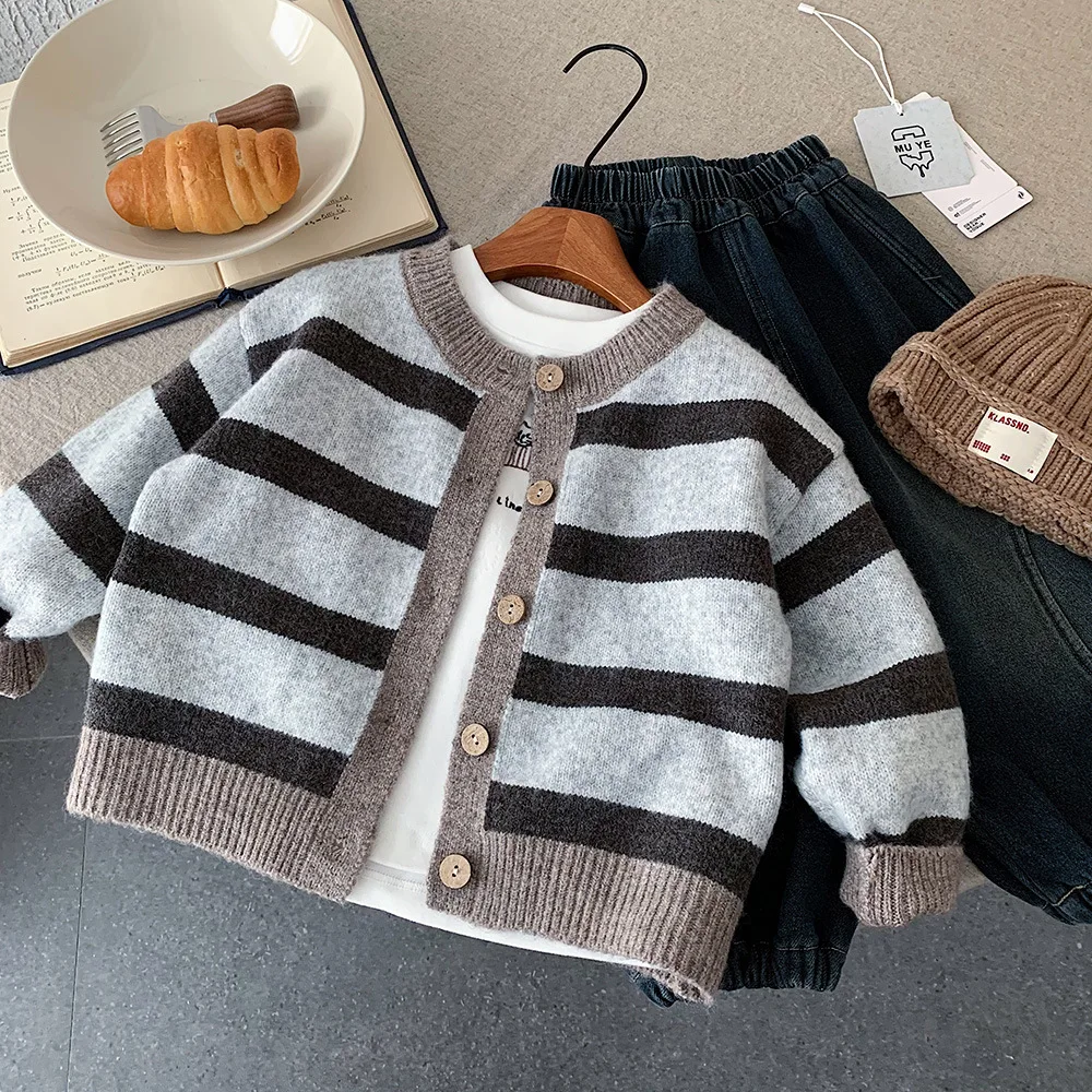 New Winter Toddler Boys Sweater Korean Striped Thicken Warm Kids Baby Boys Knitwear Versatile Casual Knit Children Boys Cardigan
New Winter Toddler Boys Sweater Korean Striped Thicken Warm Kids Baby Boys Knitwear Versatile Casual Knit Children Boys Cardigan