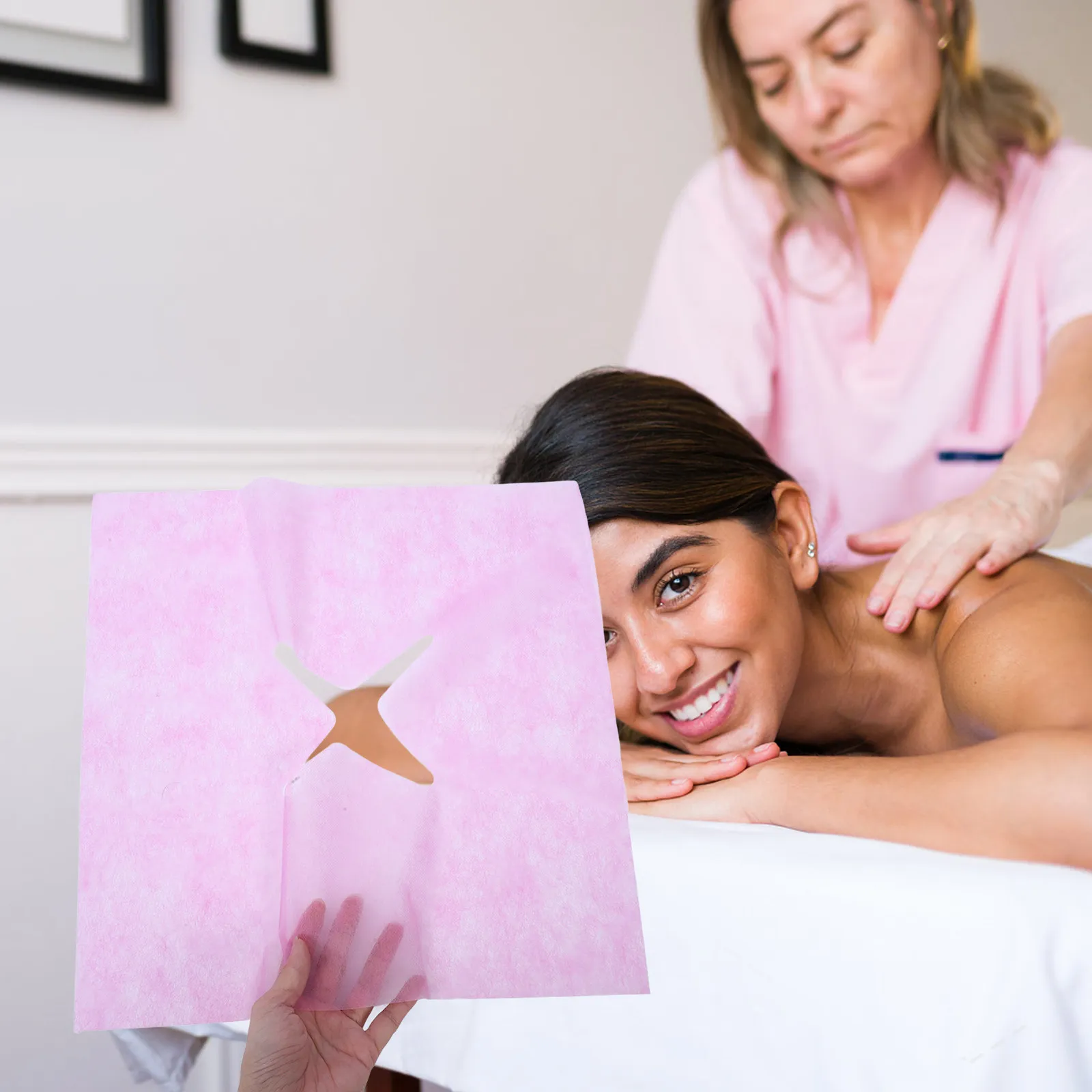 100Pcs Disposable Face Pillow Covers Breathable Massage Headrest Pad for Salon Spa Bed Cradle Cover Therapy Table Face Sheet
100Pcs Disposable Face Pillow Covers Breathable Massage Headrest Pad for Salon Spa Bed Cradle Cover Therapy Table Face Sheet