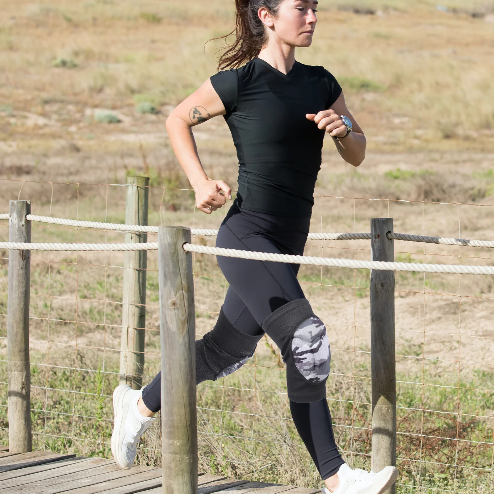 1Pair Running Knee Brace Sports Strap Compression Sleeve Adjustable Athletic Knee Support Field Hockey Shin Guards
1Pair Running Knee Brace Sports Strap Compression Sleeve Adjustable Athletic Knee Support Field Hockey Shin Guards