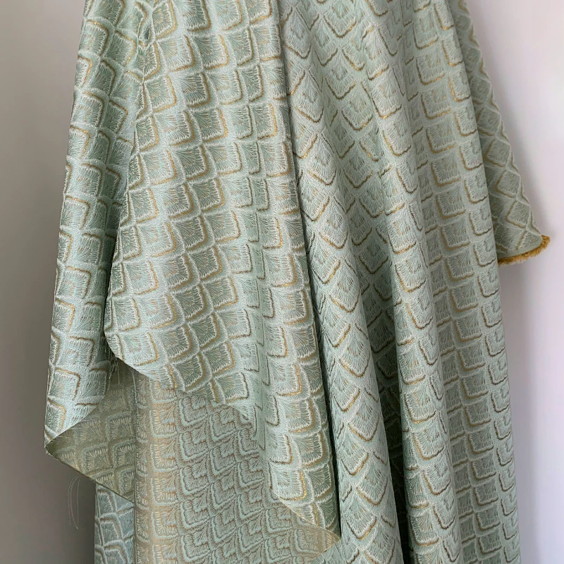Green and Green Fan-shaped Color Woven Jacquard Ethnic Style Qipao Jacket Made of Spring and Autumn Non Elastic Glossy Fabric
Green and Green Fan-shaped Color Woven Jacquard Ethnic Style Qipao Jacket Made of Spring and Autumn Non Elastic Glossy Fabric