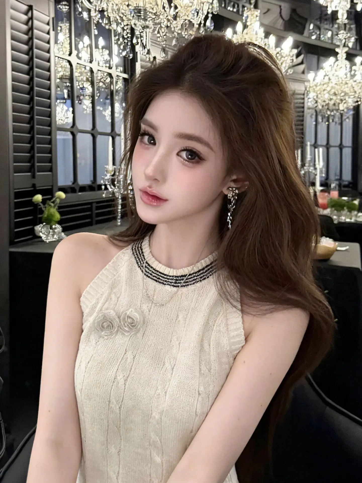 Floral Decorated Color Block Striped Knitted Vest Women's Sleeveless Slimming Top Summer New Style High Waist Korean Series
Floral Decorated Color Block Striped Knitted Vest Women's Sleeveless Slimming Top Summer New Style High Waist Korean Series