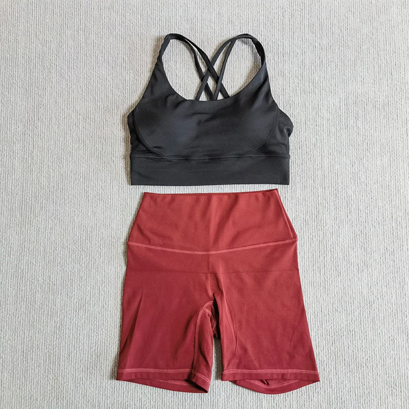 2 Piece Yoga Set Sports And Fitness Set Classic Shorts Red With Black Bra 5 Models Bra Choose Women Gym Suit Training Jogging
2 Piece Yoga Set Sports And Fitness Set Classic Shorts Red With Black Bra 5 Models Bra Choose Women Gym Suit Training Jogging