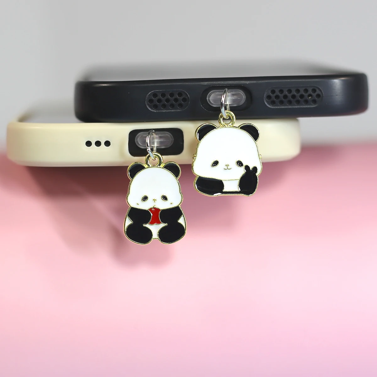 Panda pendant mobile phone accessory plug dust protection suitable for iPhone/or Samsung/Type-C interface plug decoration
Panda pendant mobile phone accessory plug dust protection suitable for iPhone/or Samsung/Type-C interface plug decoration