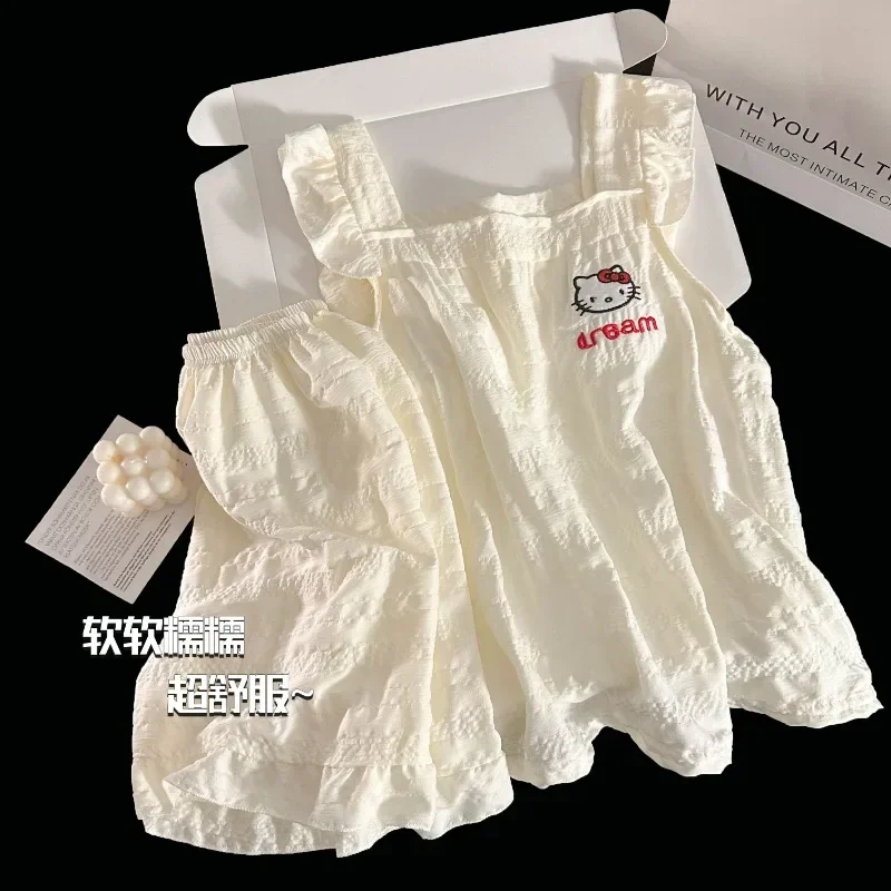 New Hello Kitty White Cute Ladies Loungewear with Chest Pad Two-piece Set Suspender Shorts Hello Kitty Ladies Casual Pajamas
New Hello Kitty White Cute Ladies Loungewear with Chest Pad Two-piece Set Suspender Shorts Hello Kitty Ladies Casual Pajamas