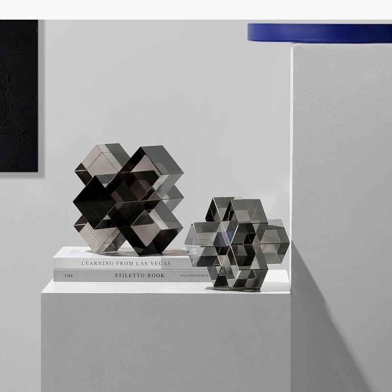 Minimalism Ornaments Transparent Geometric Square Statue Desk Decoration Frosted Glass Crafts Sculpture
Minimalism Ornaments Transparent Geometric Square Statue Desk Decoration Frosted Glass Crafts Sculpture