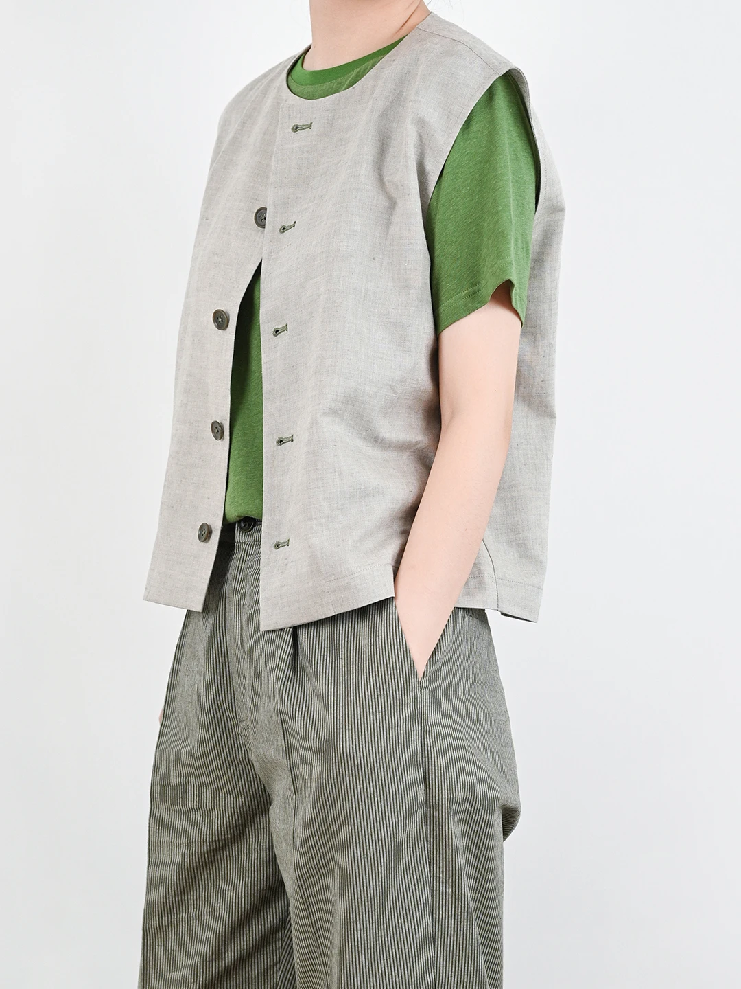 Базовый льняной жилет Ice Island, однотонный, повседневный, свободного кроя, для повседневной носки, с круглым вырезом, укороченный, однотонный, с пуговицами
Базовый льняной жилет Ice Island, однотонный, повседневный, свободного кроя, для повседневной носки, с круглым вырезом, укороченный, однотонный, с пуговицами