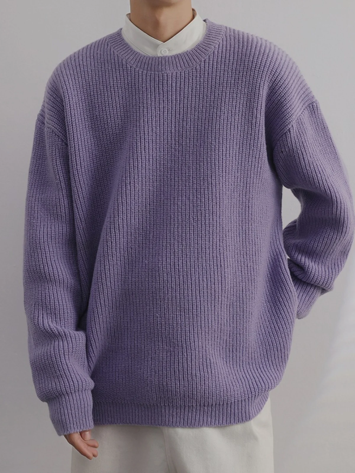 Мужской свободный вязаный свитер-пуловер фиолетового цвета с круглым вырезом, повседневный, осенне-зимний, модный, удобный, дышащий трикотаж
Мужской свободный вязаный свитер-пуловер фиолетового цвета с круглым вырезом, повседневный, осенне-зимний, модный, удобный, дышащий трикотаж