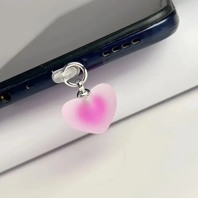 Gradient Cardioid Phone Dustproof Plug Exquisite Cardioid Pendant Accessories for iPhone/Type-C Universal Phone for Samsung
Gradient Cardioid Phone Dustproof Plug Exquisite Cardioid Pendant Accessories for iPhone/Type-C Universal Phone for Samsung