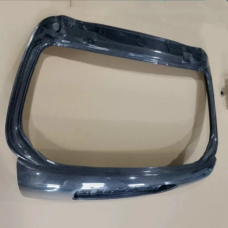 Car rear trunk lid Tailgate cover for Honda civic EK9 modified carbon fiber auto accessories
Car rear trunk lid Tailgate cover for Honda civic EK9 modified carbon fiber auto accessories