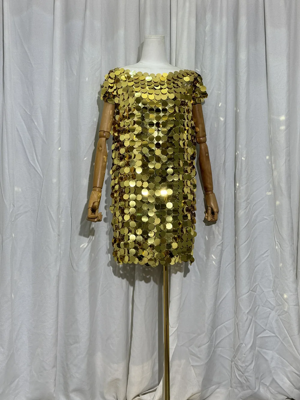 2025 New Heavy Industry Short Dinner Party Kawaii Vestidos Women's Gold Slimming Chic Temperament Black Dresses Female
2025 New Heavy Industry Short Dinner Party Kawaii Vestidos Women's Gold Slimming Chic Temperament Black Dresses Female