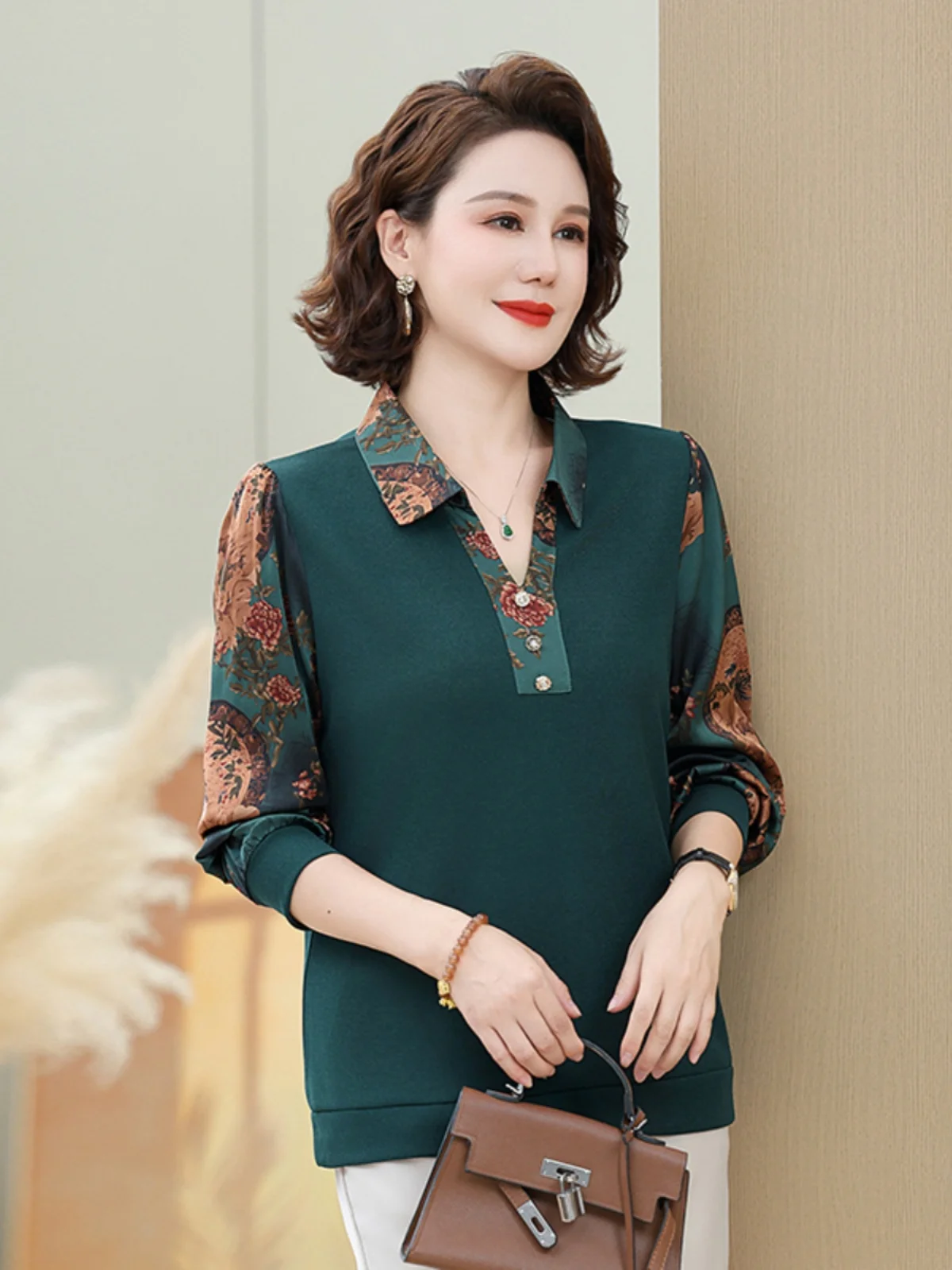 Faionable Loose Long Sve Mom Top Overhead Spring Clothing Women's T-irt Comfortable Base Layer irt for Middle-Aged A...
Faionable Loose Long Sve Mom Top Overhead Spring Clothing Women's T-irt Comfortable Base Layer irt for Middle-Aged A...
