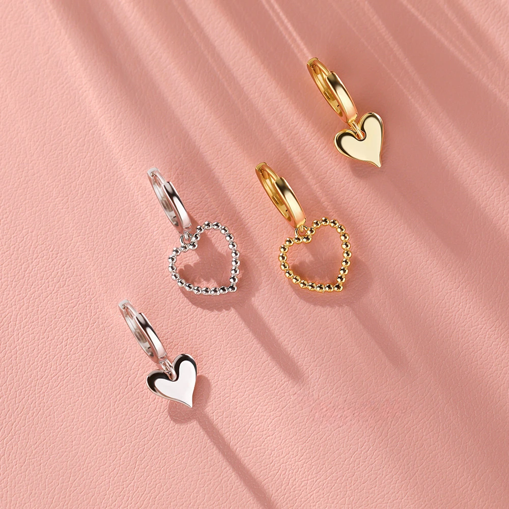 ITSMOS Heart Mini Dangle Huggie Earrings Dainty 14K Gold Plated Love Small Hoop Earrings Charm Drop Jewelry Gift for Women
ITSMOS Heart Mini Dangle Huggie Earrings Dainty 14K Gold Plated Love Small Hoop Earrings Charm Drop Jewelry Gift for Women