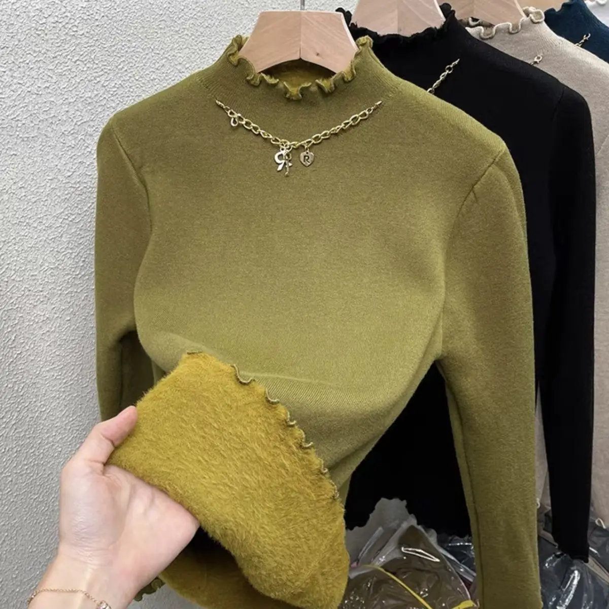 Solid Color Mock Neck Knitting Pullover Sweater Women All-match Soft Thick Knitted Sweater New Women Warm Sweater Ladies G163
Solid Color Mock Neck Knitting Pullover Sweater Women All-match Soft Thick Knitted Sweater New Women Warm Sweater Ladies G163
