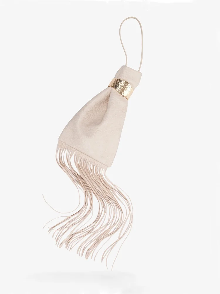 2025 Fashion Tassel Design Metal Bohemian Handbags Women Trendy PU Leather Pleated Mini Pouch Clutch Purses Party Shoulder Bags
2025 Fashion Tassel Design Metal Bohemian Handbags Women Trendy PU Leather Pleated Mini Pouch Clutch Purses Party Shoulder Bags